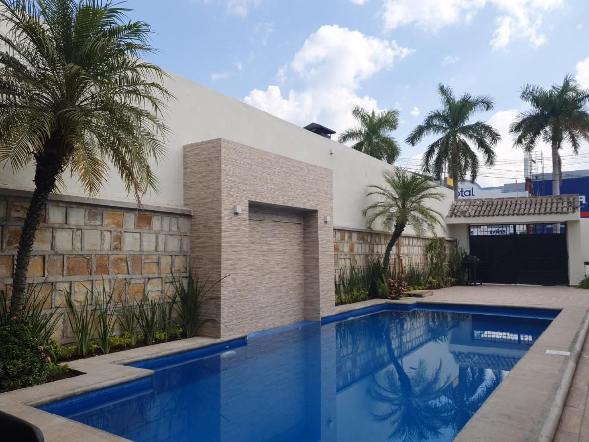 シウダー・バージェス Casa Ammahアパートホテル エクステリア 写真