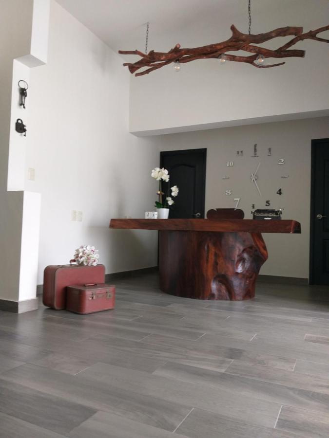 シウダー・バージェス Casa Ammahアパートホテル エクステリア 写真
